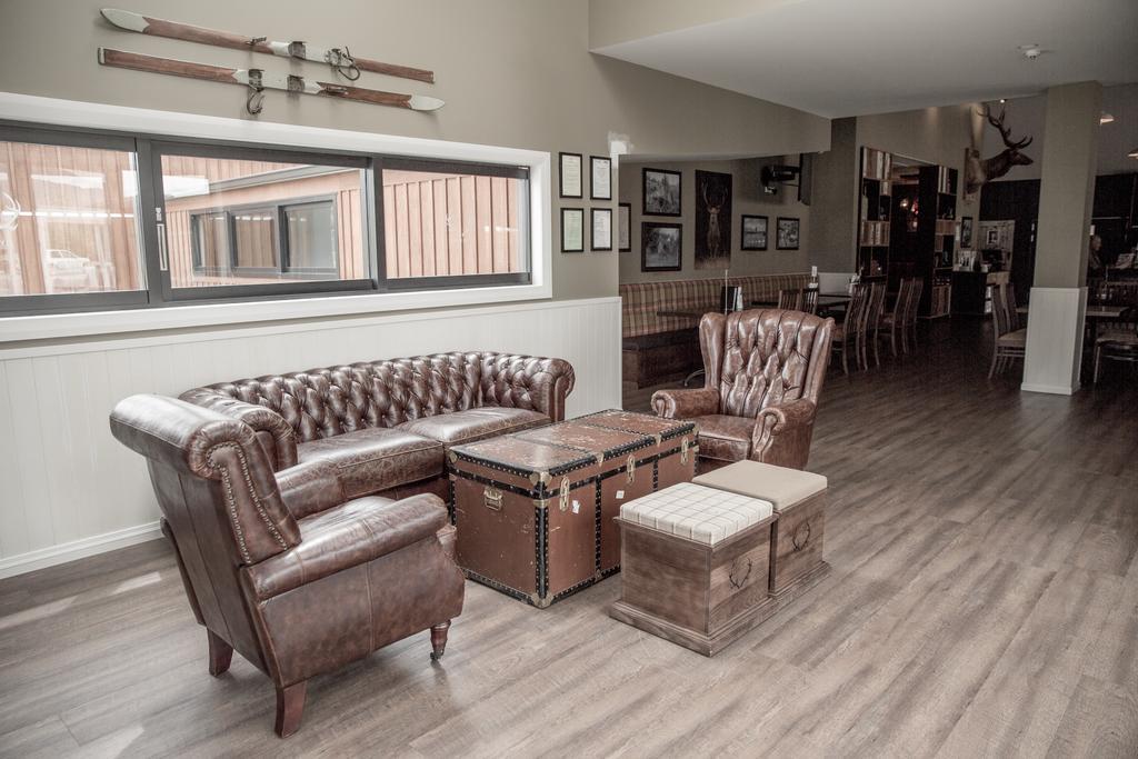 The Harvest Hotel Cromwell Esterno foto