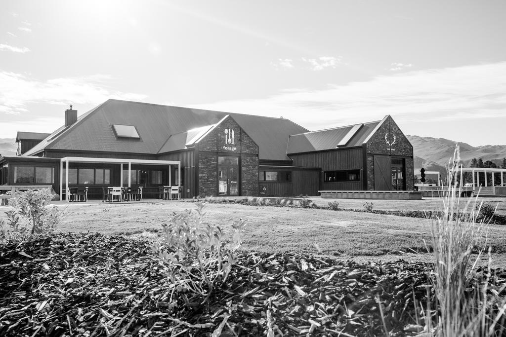 The Harvest Hotel Cromwell Esterno foto